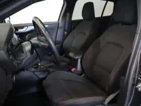 Ford Focus thumbnail 9