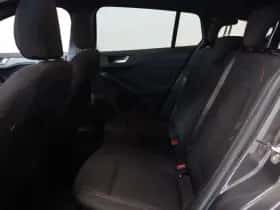Ford Focus thumbnail 10