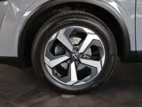 Nissan Qashqai thumbnail 7