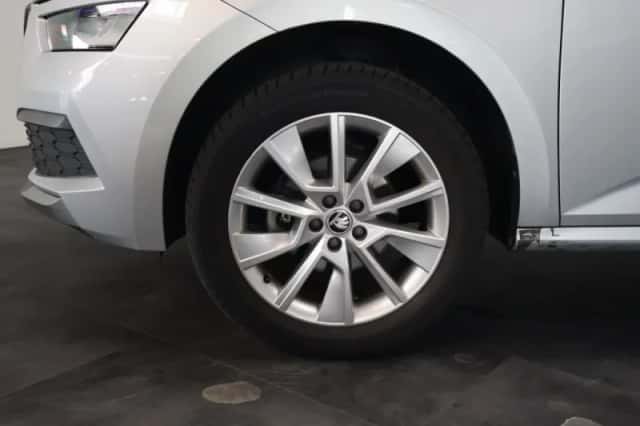 Škoda Kamiq (2024) thumbnail 6