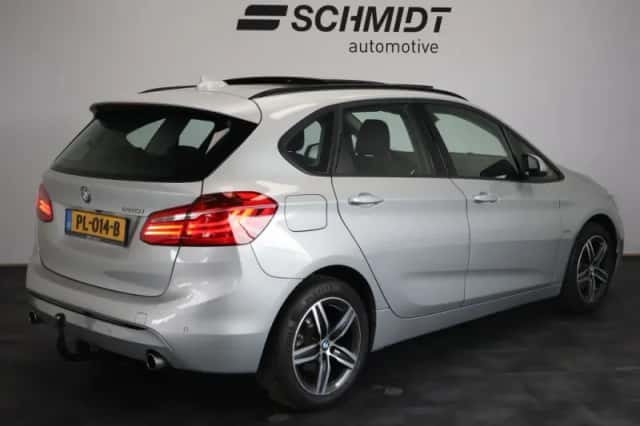 BMW 2-Serie (2017) thumbnail 3
