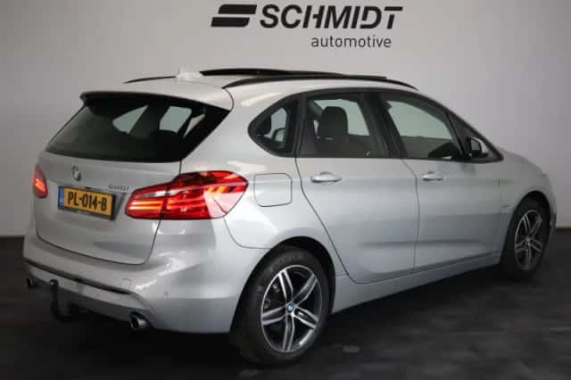 BMW 2-Serie (2017) thumbnail 3