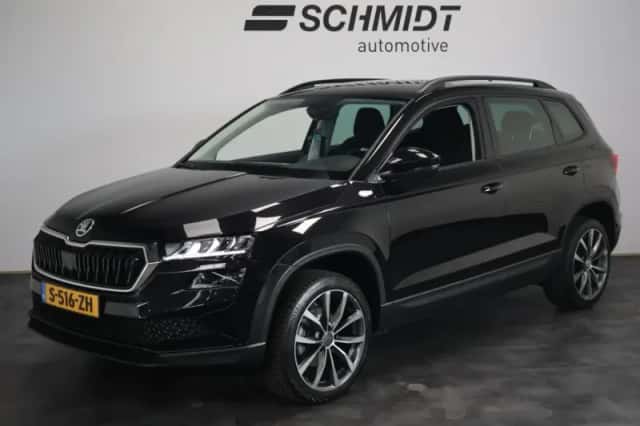 Škoda Karoq (2023) thumbnail 1