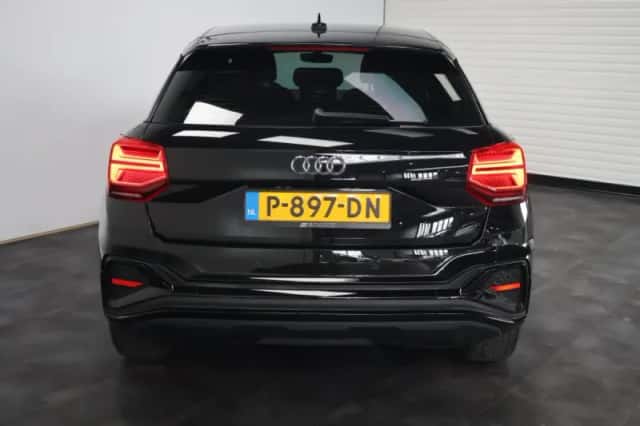 Audi Q2 (2022) thumbnail 6