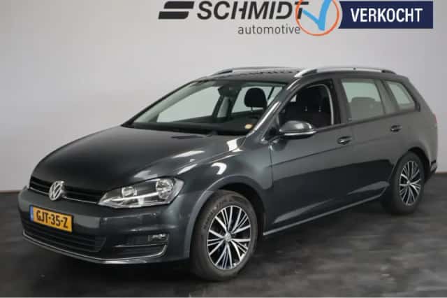 Volkswagen Golf (2016) thumbnail 1