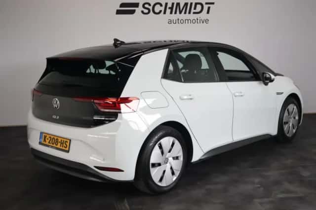 Volkswagen ID.3 (2020) thumbnail 3