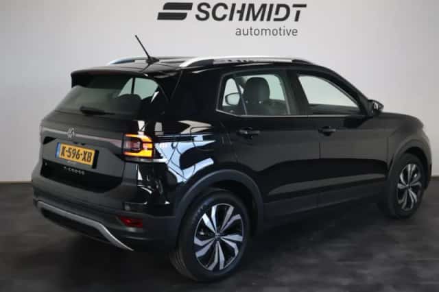 Volkswagen T-Cross (2021) thumbnail 3