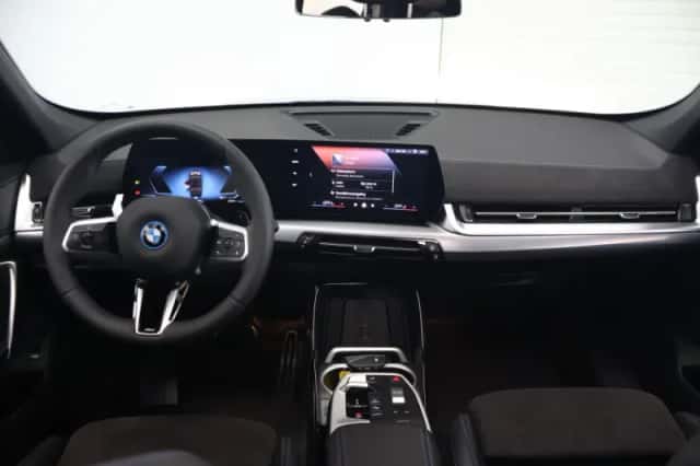 BMW X1 (2026) thumbnail 2