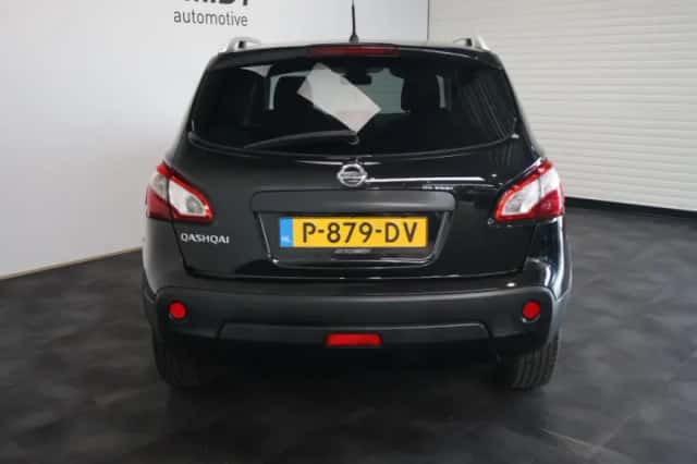 Nissan Qashqai (2011) thumbnail 6