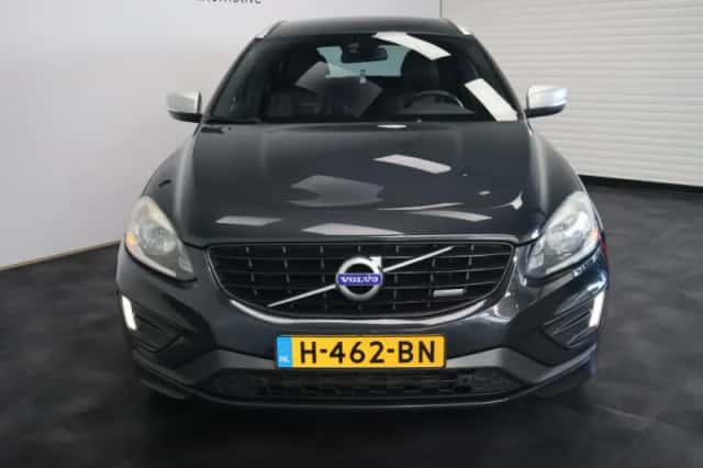 Volvo XC60 (2014) thumbnail 5