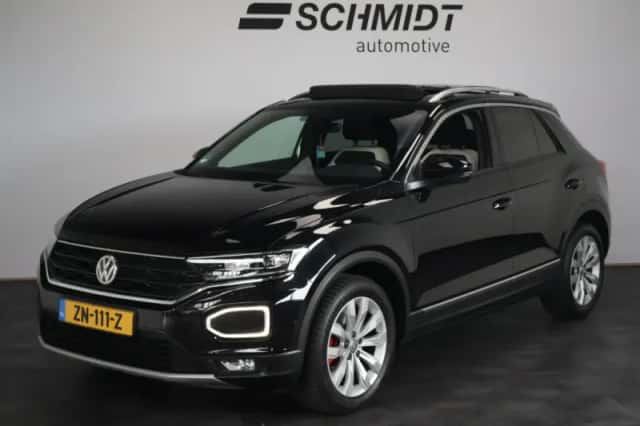 Volkswagen T-Roc (2019) thumbnail 1