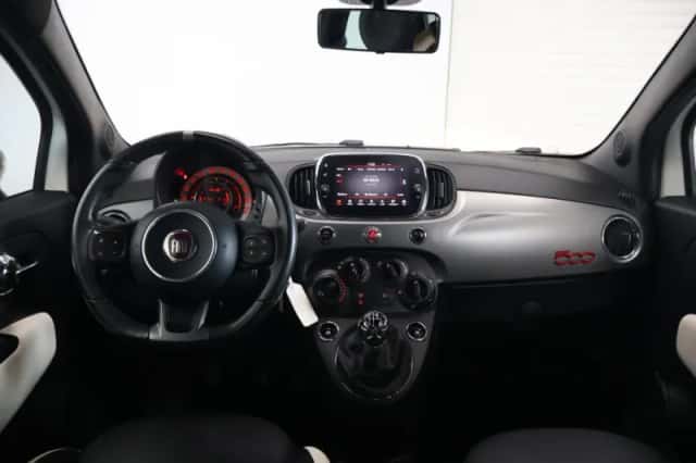 Fiat 500 (2017) thumbnail 2