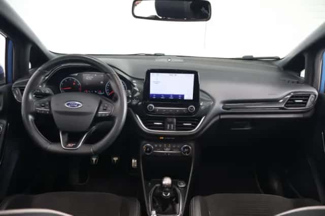 Ford Fiesta (2019) thumbnail 3