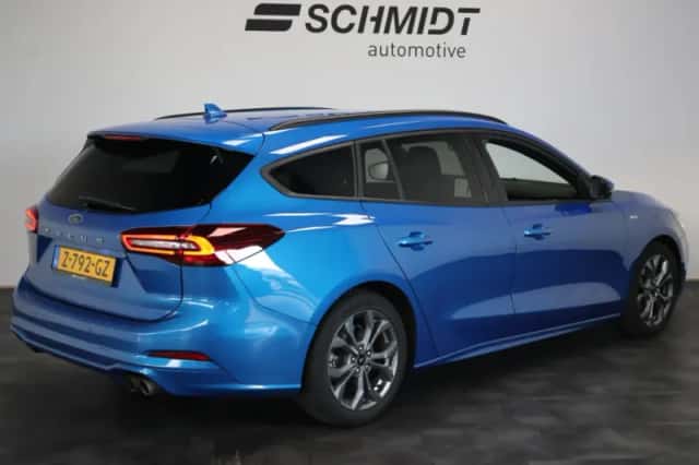 Ford Focus (2024) thumbnail 3