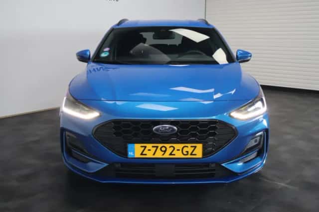 Ford Focus (2024) thumbnail 5