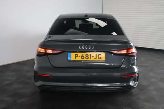 Audi A3 (2021) thumbnail 6