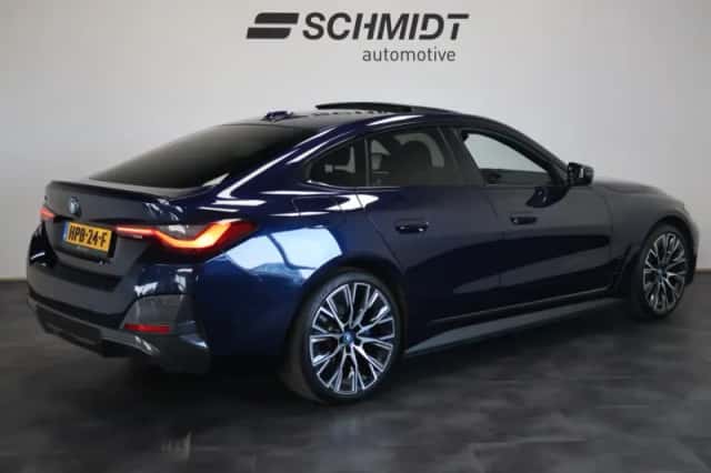 BMW i4 (2024) thumbnail 3