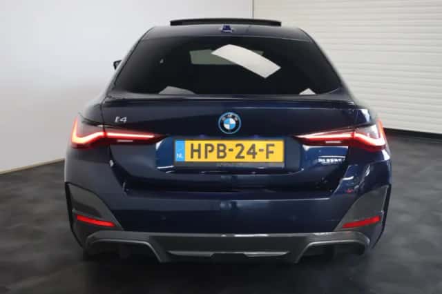 BMW i4 (2024) thumbnail 6
