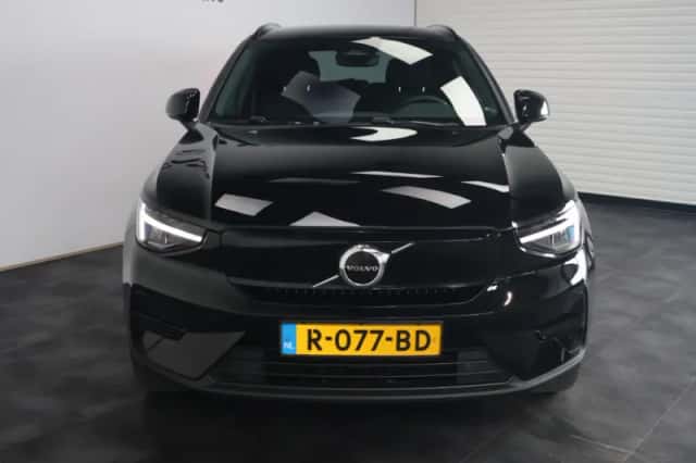 Volvo XC40 (2022) thumbnail 5