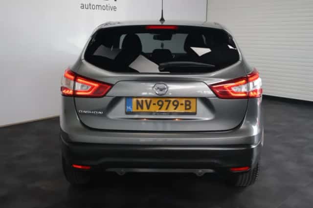 Nissan Qashqai (2017) thumbnail 6