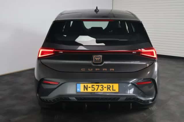 CUPRA Born (2021) thumbnail 6