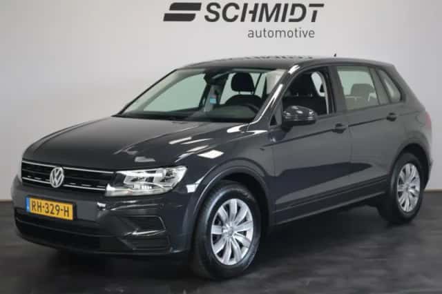 Volkswagen Tiguan (2017) thumbnail 1