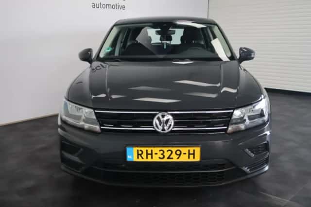 Volkswagen Tiguan (2017) thumbnail 5