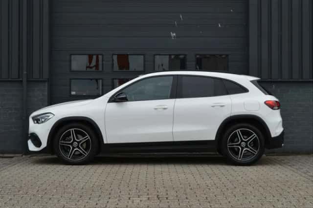 Mercedes-Benz GLA-Klasse (2021) thumbnail 3