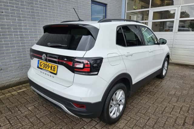 Volkswagen T-Cross (2019) thumbnail 4