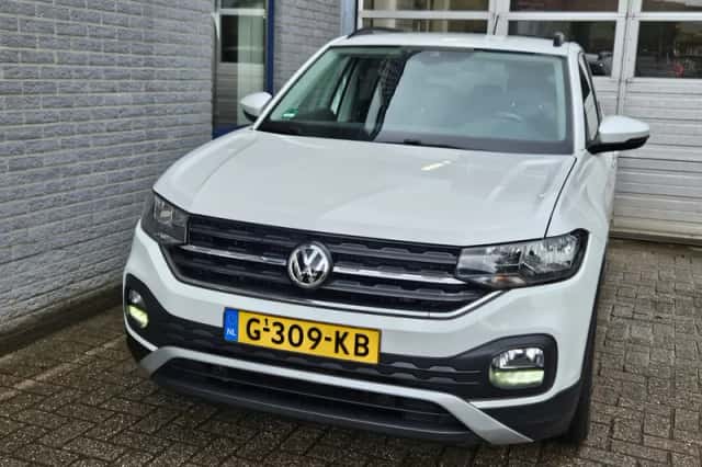 Volkswagen T-Cross (2019) thumbnail 6