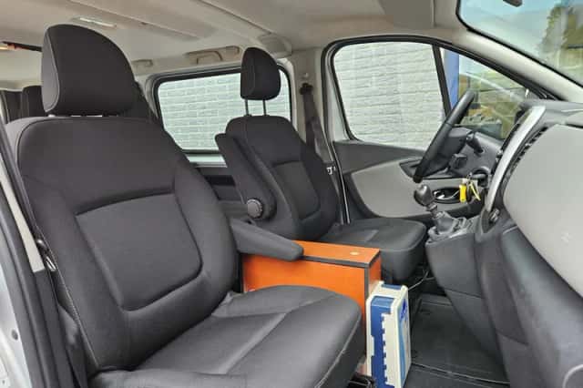 Renault Trafic (2000) thumbnail 4