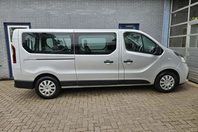 Renault Trafic (2000) thumbnail 6
