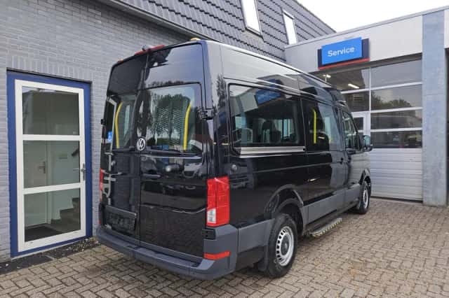 Volkswagen Crafter (2021) thumbnail 2