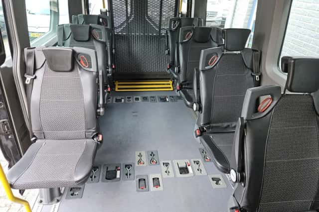 Volkswagen Crafter (2021) thumbnail 4