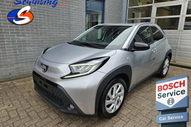 Toyota Aygo X (2023) thumbnail 1