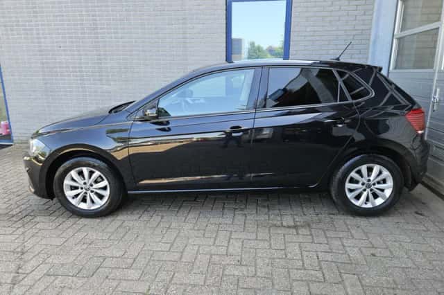Volkswagen Polo (2021) thumbnail 5