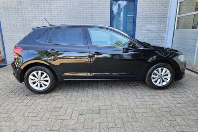 Volkswagen Polo (2021) thumbnail 6