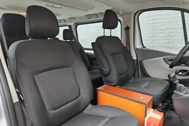 Renault Trafic (2019) thumbnail 3