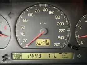 Volvo C70 (1998) thumbnail 6