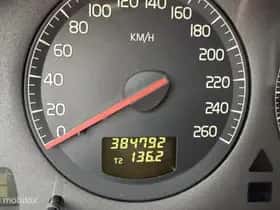 Volvo V70 (2001) thumbnail 6