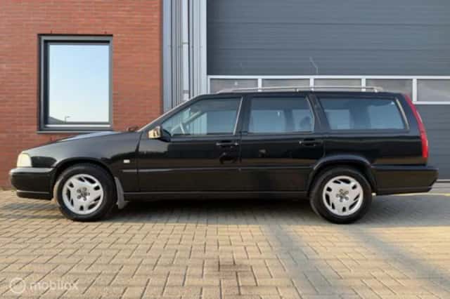 Volvo V70 (1999) thumbnail 1