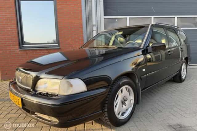 Volvo V70 (1999) thumbnail 2