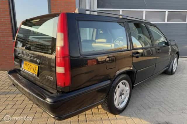 Volvo V70 (1999) thumbnail 3