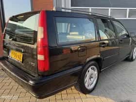 Volvo V70 (1999) thumbnail 3
