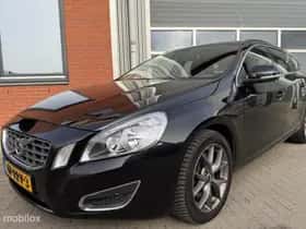 Volvo V60 (2011) thumbnail 2