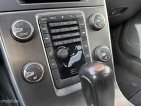 Volvo V60 (2011) thumbnail 16