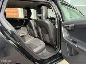 Volvo V60 (2011) thumbnail 19