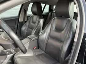 Volvo V60 (2011) thumbnail 25