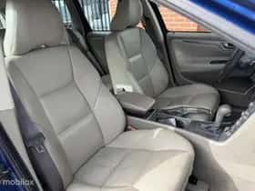 Volvo V70 (2002) thumbnail 25