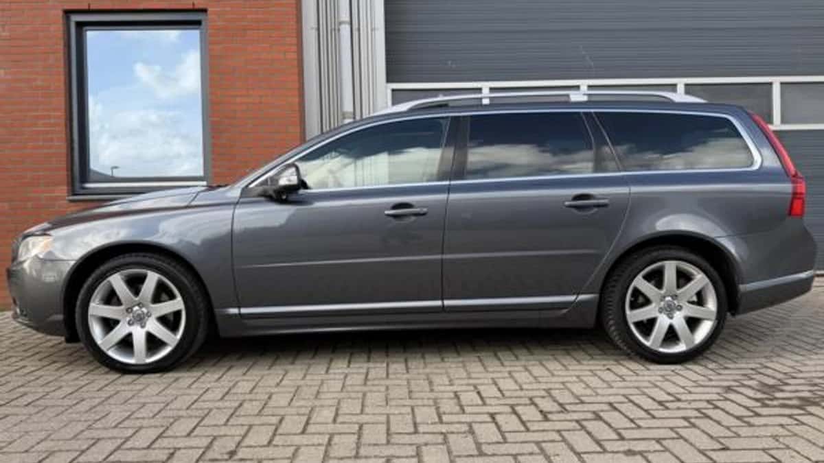 Volvo V70 (2014) — foto 1